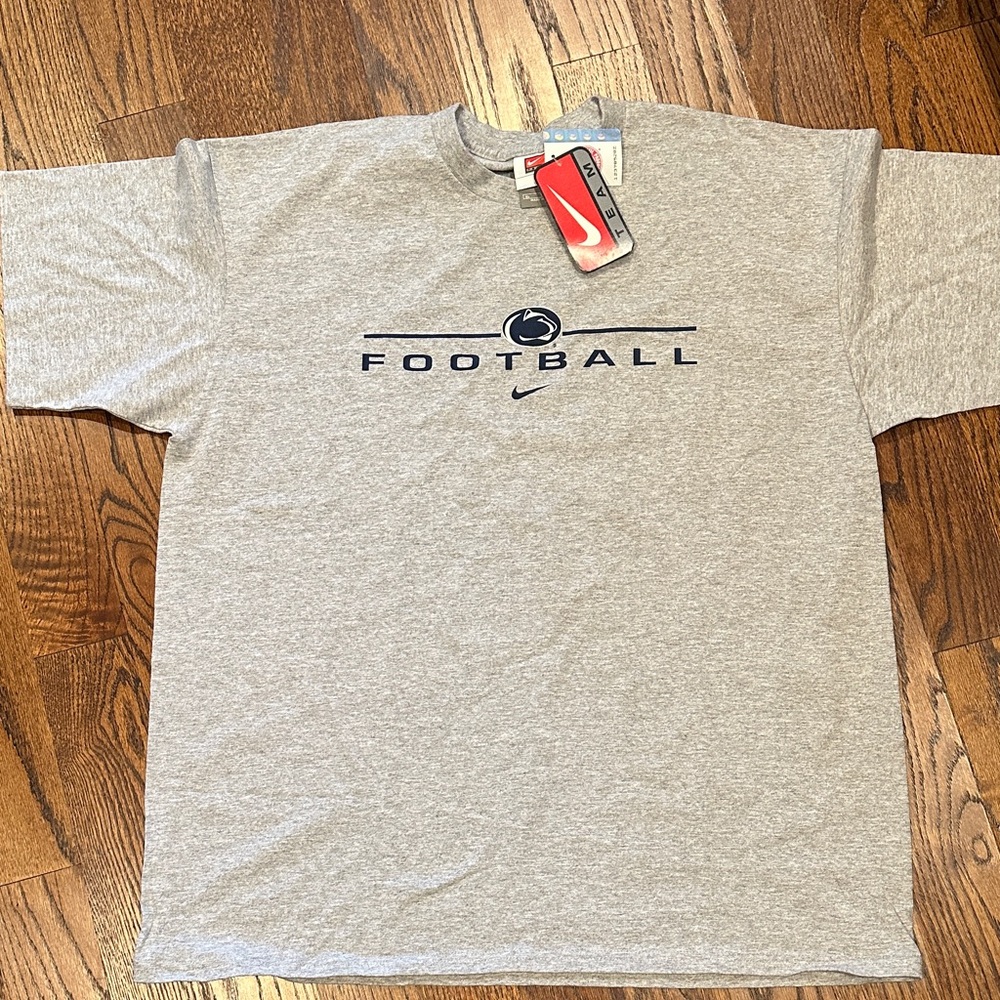 Penn Sate Football T- Short By Nike Official Licensed NWT Men's XL Vintage🖤